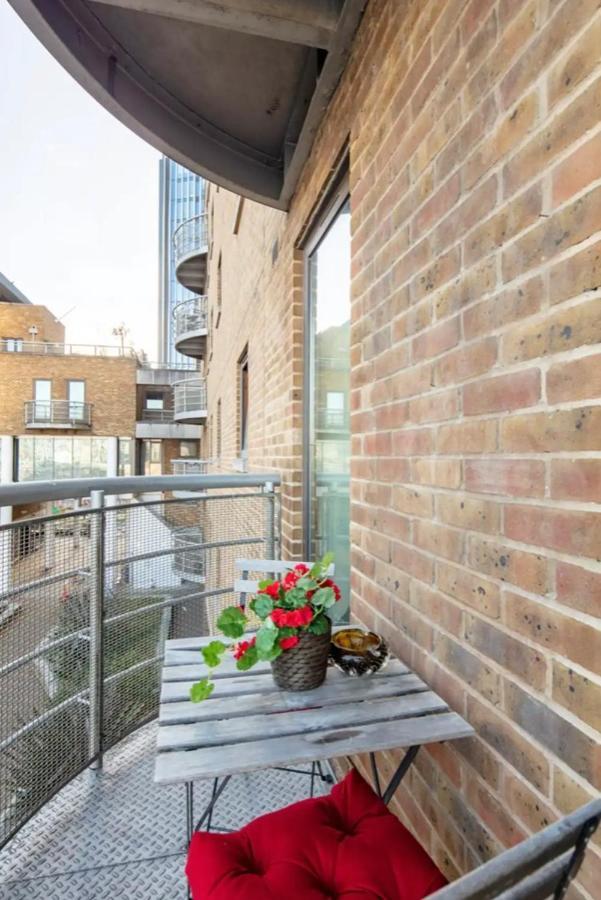 Apartament 1 Bedroom Flat With Free Parking *