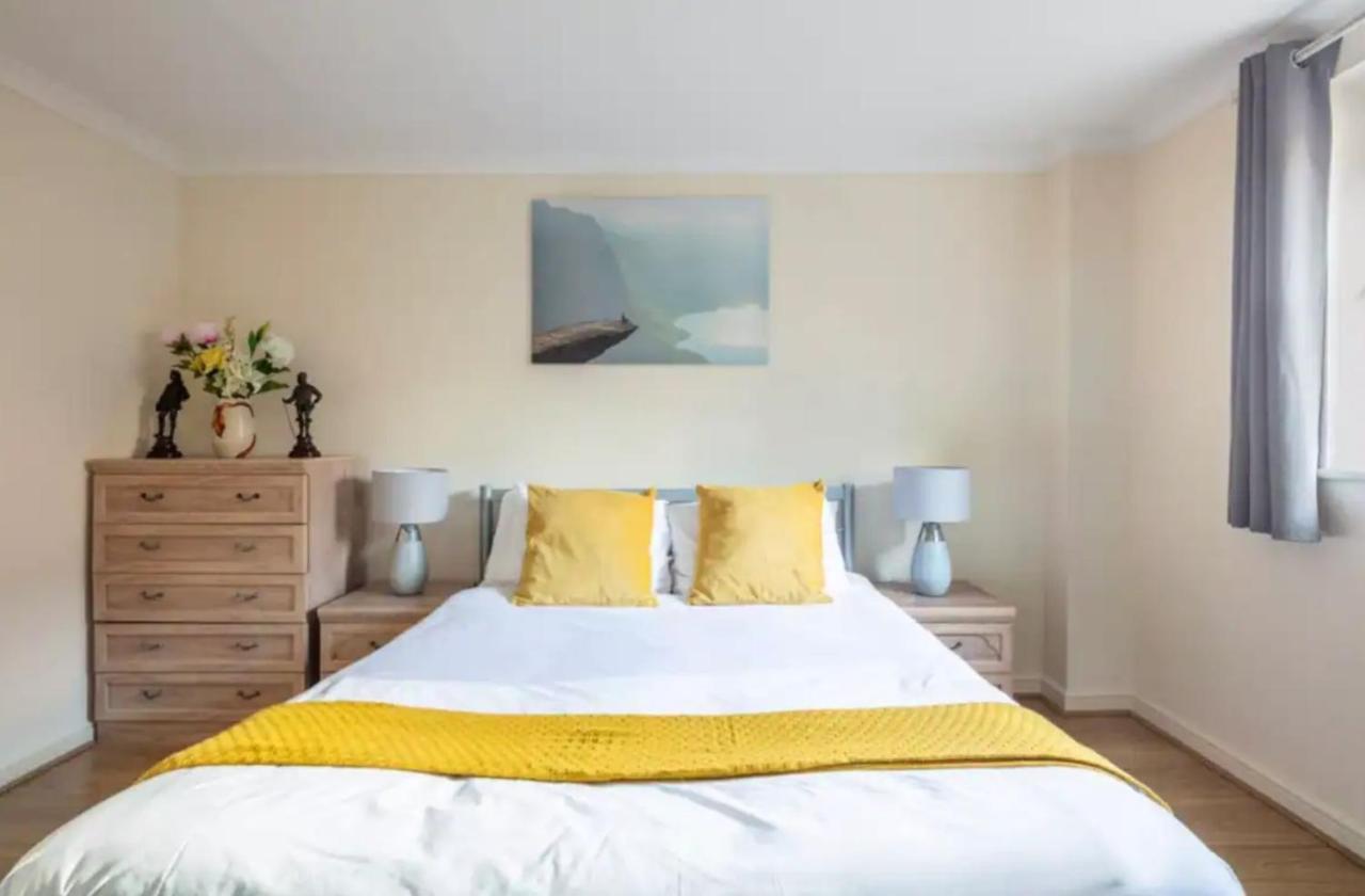Apartament 1 Bedroom Flat With Free Parking Londra