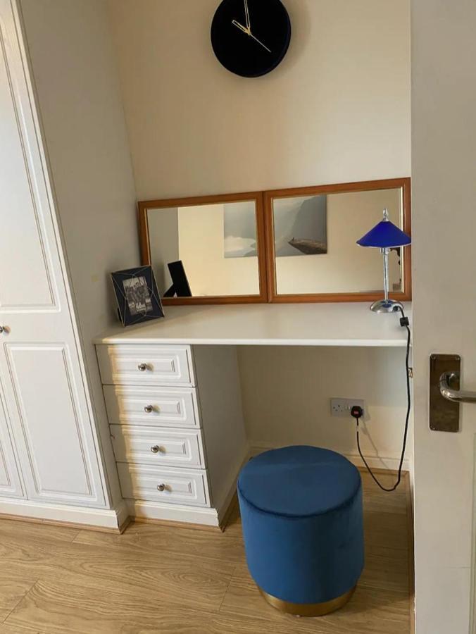 1 Bedroom Flat With Free Parking Apartament